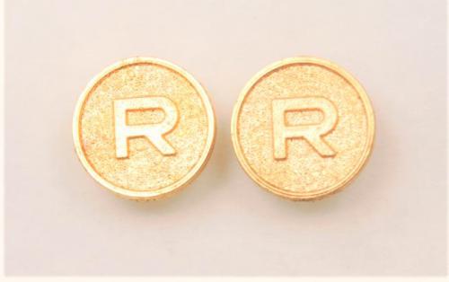 Gold Grip Medallion R Logo